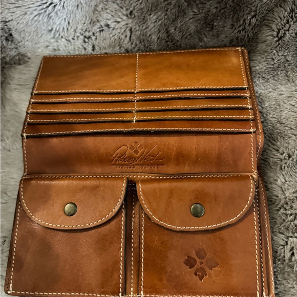 Patricia Nash Leather Bag With wallet - Picture 10 of 10